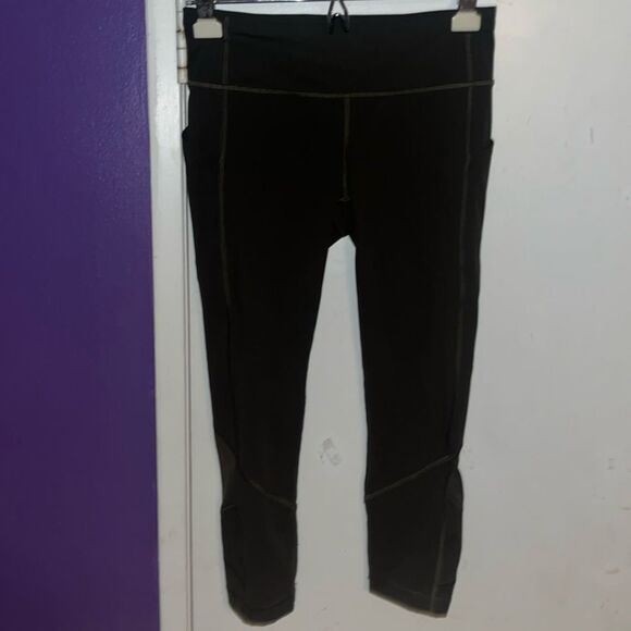 Lululemon Pace Rival Crop *Full-On Luxtreme 22" Dark Olive Size 6 - Picture 3 of 8